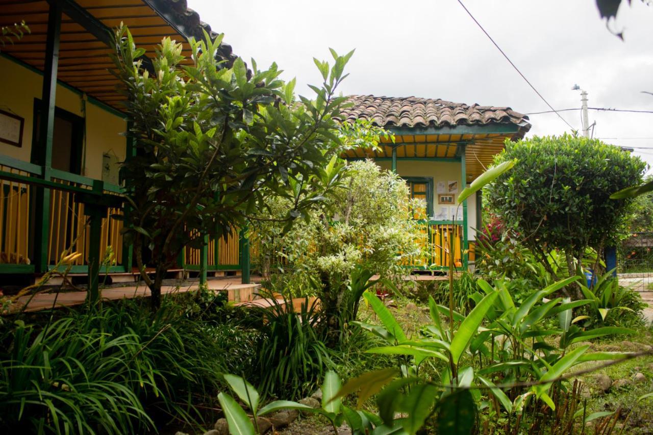The Plantation House Travellers Hostelサレント エクステリア 写真