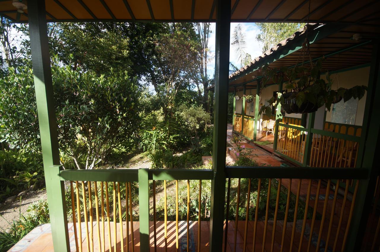 The Plantation House Travellers Hostelサレント エクステリア 写真