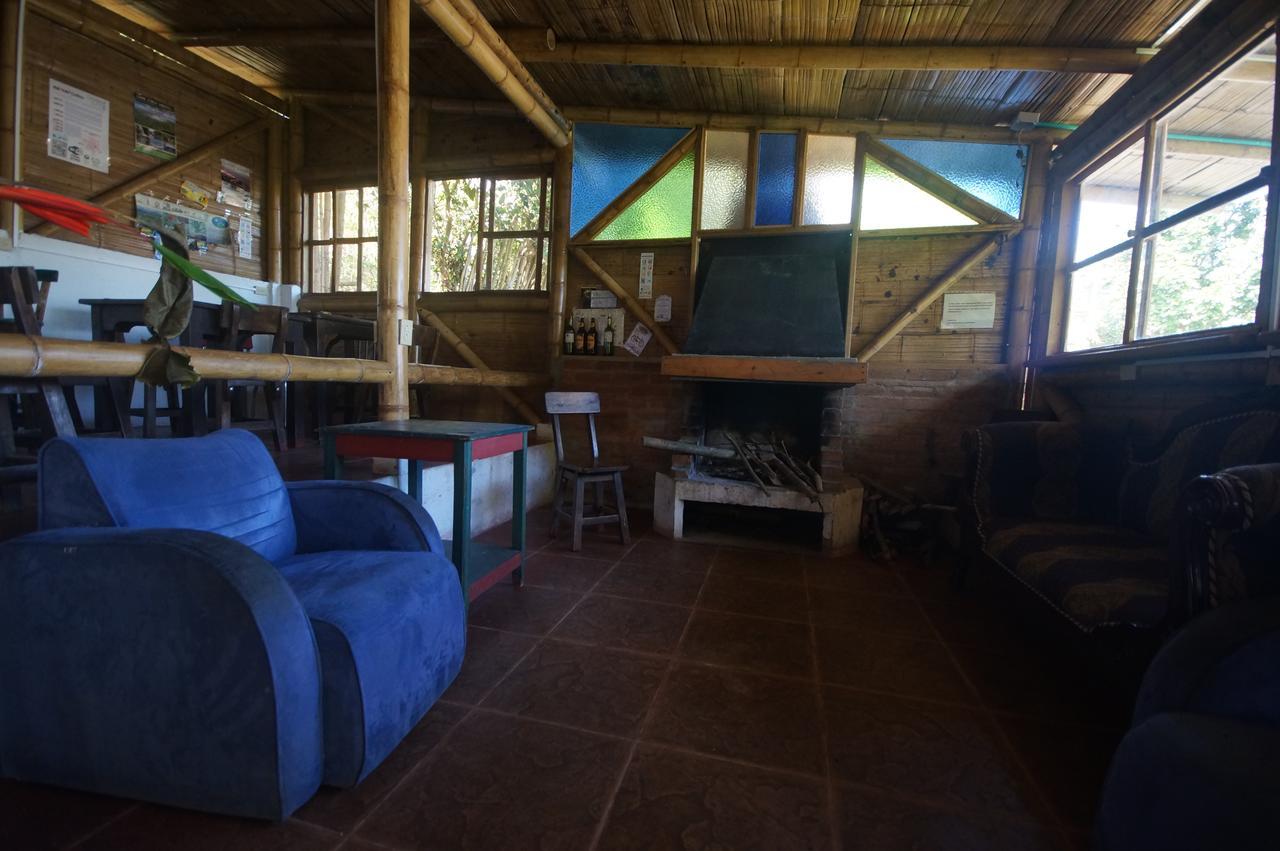 The Plantation House Travellers Hostelサレント エクステリア 写真